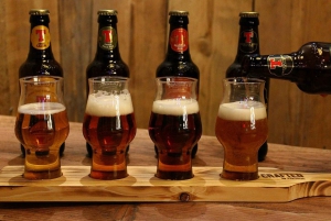 Glasgow: Beer Flight with a Haggis Taster in a Glasgow pub