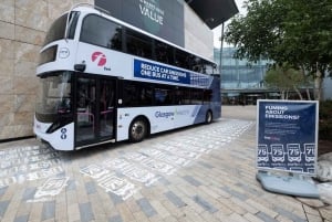 Glasgow: Easy Bus Transfer Between Airport and City Center