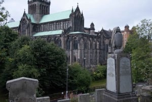 Glasgow: Ghouls, Ghosts & Gruesome Tales Guided Walking Tour