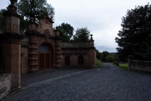 Glasgow: Ghouls, Ghosts & Gruesome Tales Guided Walking Tour