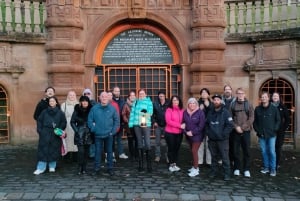 Glasgow: Ghouls, Ghosts & Gruesome Tales Guided Walking Tour