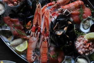 Glasgow: Luxury Seafood Platter at Scottish Restaurant