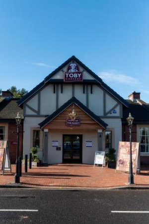 Toby Carvery Strathclyde, M74 J6 by Innkeeper's Collection