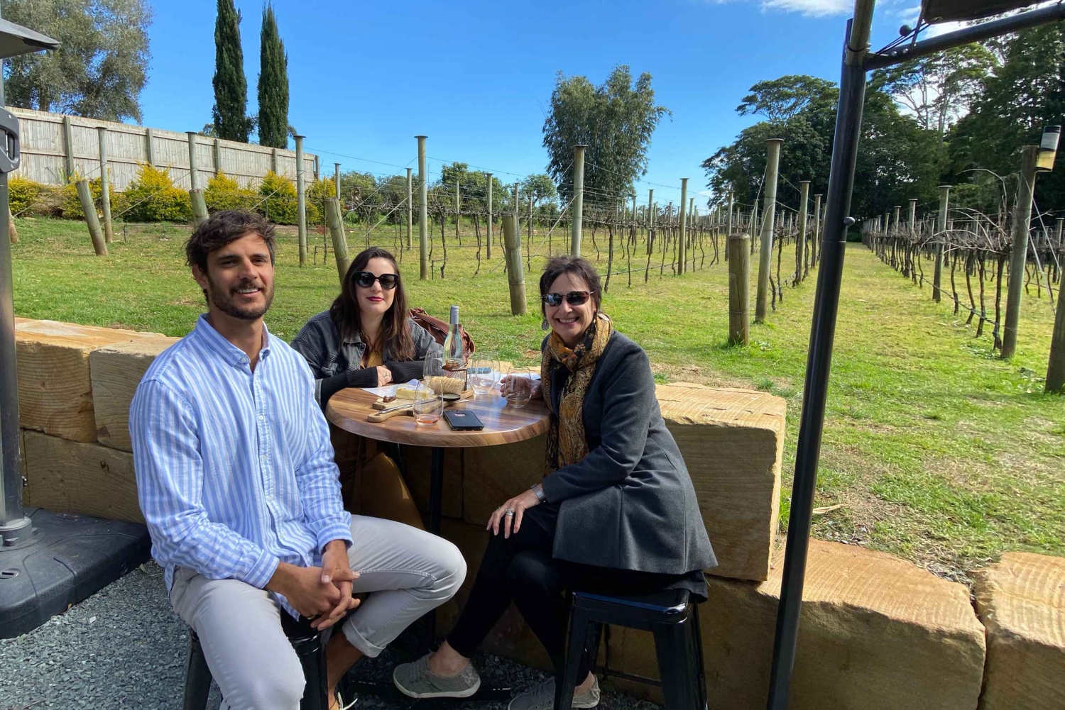 BNE - マウントタンボリン ランチと試飲付きオールインクルーシブツアー