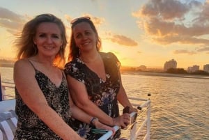 Main Beach: Broadwater Sunset Dinner Cruise