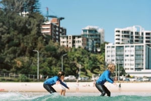 Coolangatta: Kindergruppen-Surfkurs Kirra, Gold Coast (-16)