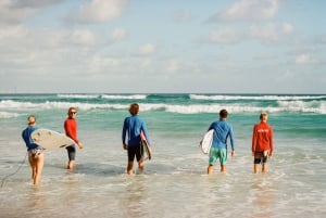 Coolangatta: Adult Group Surf Lesson Kirra, Gold Coast (+13)