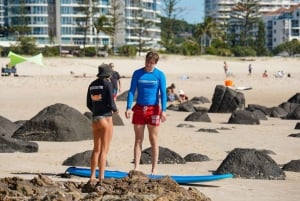 Coolangatta: 2 Hour Surf Experience on the Gold Coast