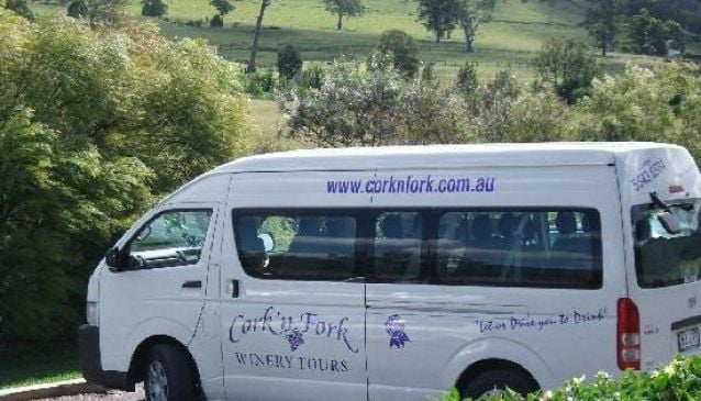 Cork 'n Fork Winery Tours