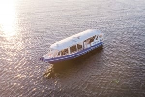 Gold Coast: Family Friendly Sunset Cruise with Picnic