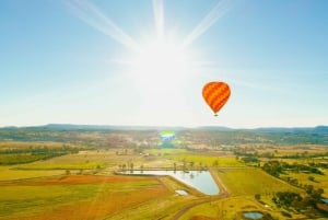 Gold Coast: Varmluftsballong, frokost og GRATIS Arrojetboating