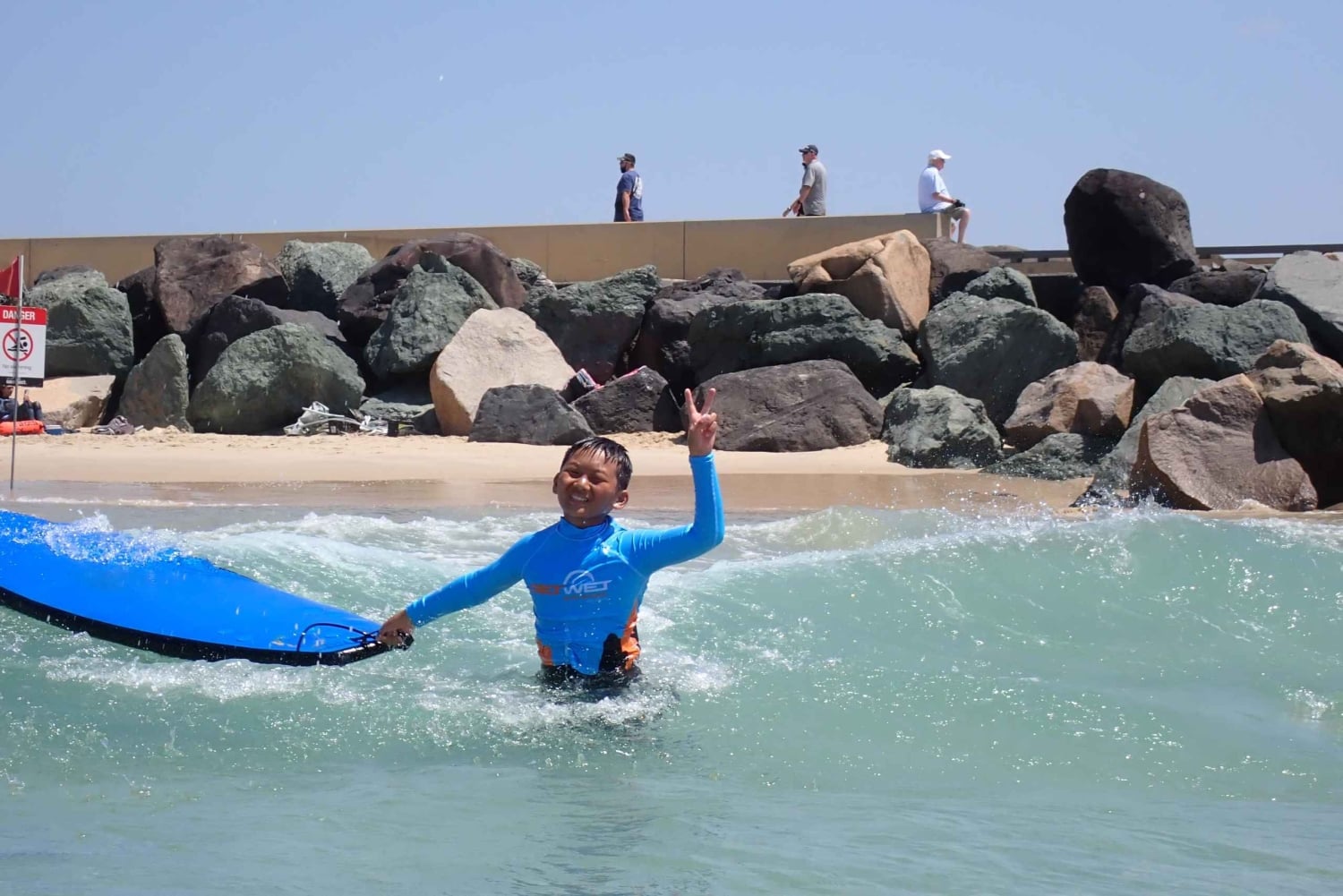 골드코스트: 어린이 전용 초보자 서핑 수업 (6~12세)