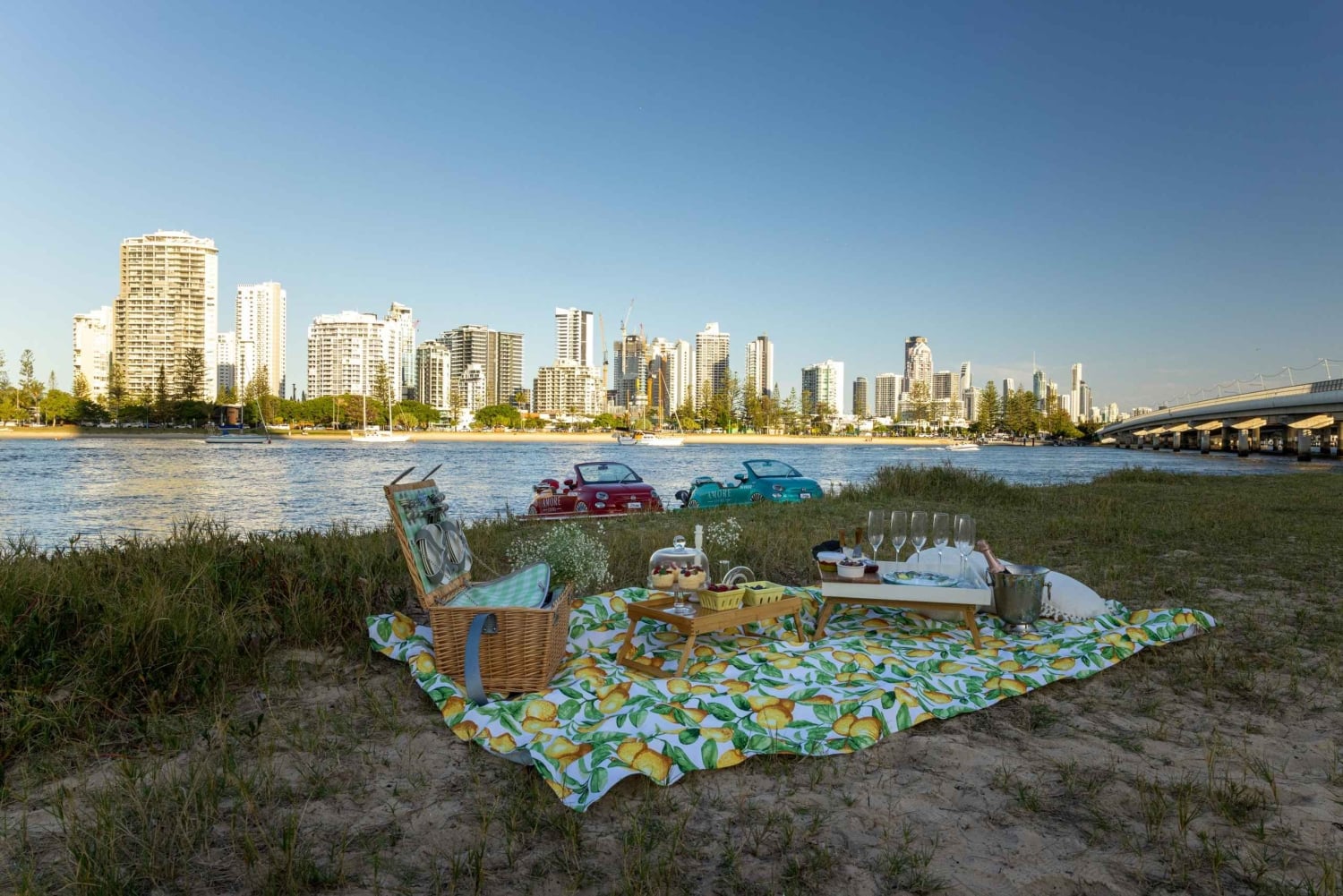 ゴールドコースト：プライベートサンセットスキッパーツアー