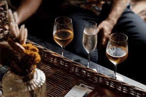 Goldküste: Private Weinkellertour in einem neuen Luxusfahrzeug