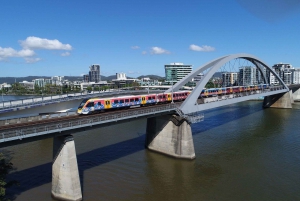 Gold Coast: trein van/naar Brisbane Domestic Airport (BNE)