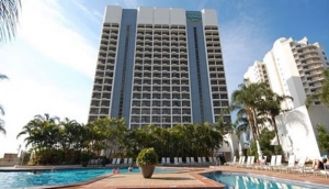 Outrigger Surfers Paradise