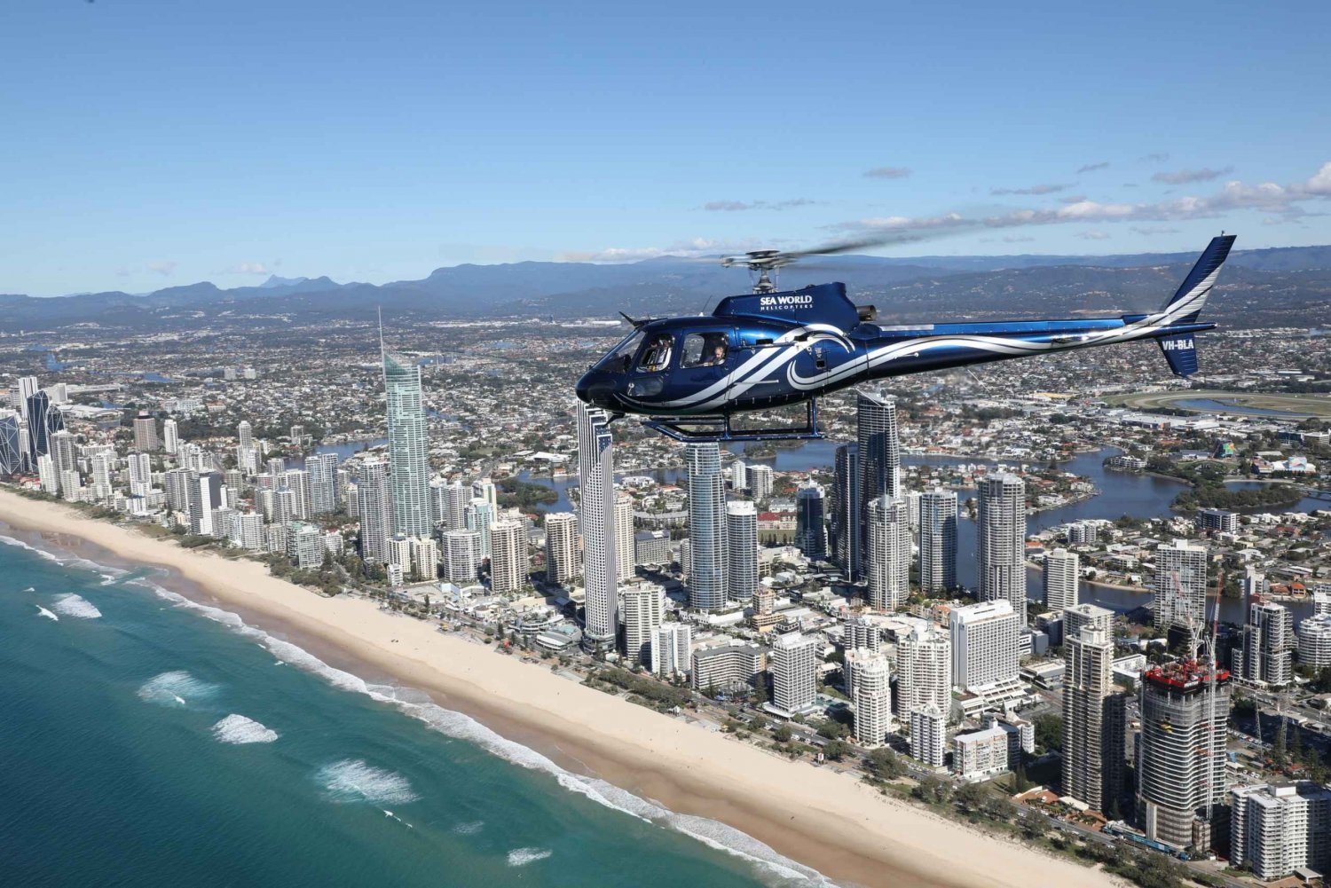 Gold Coast: Sea World and Broadwater Scenic Helicopter Tour