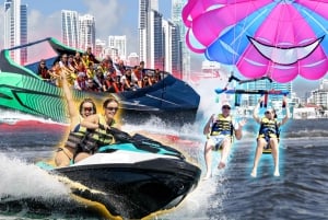 Surfers Paradise: Jetski, parasailing og jetbåd