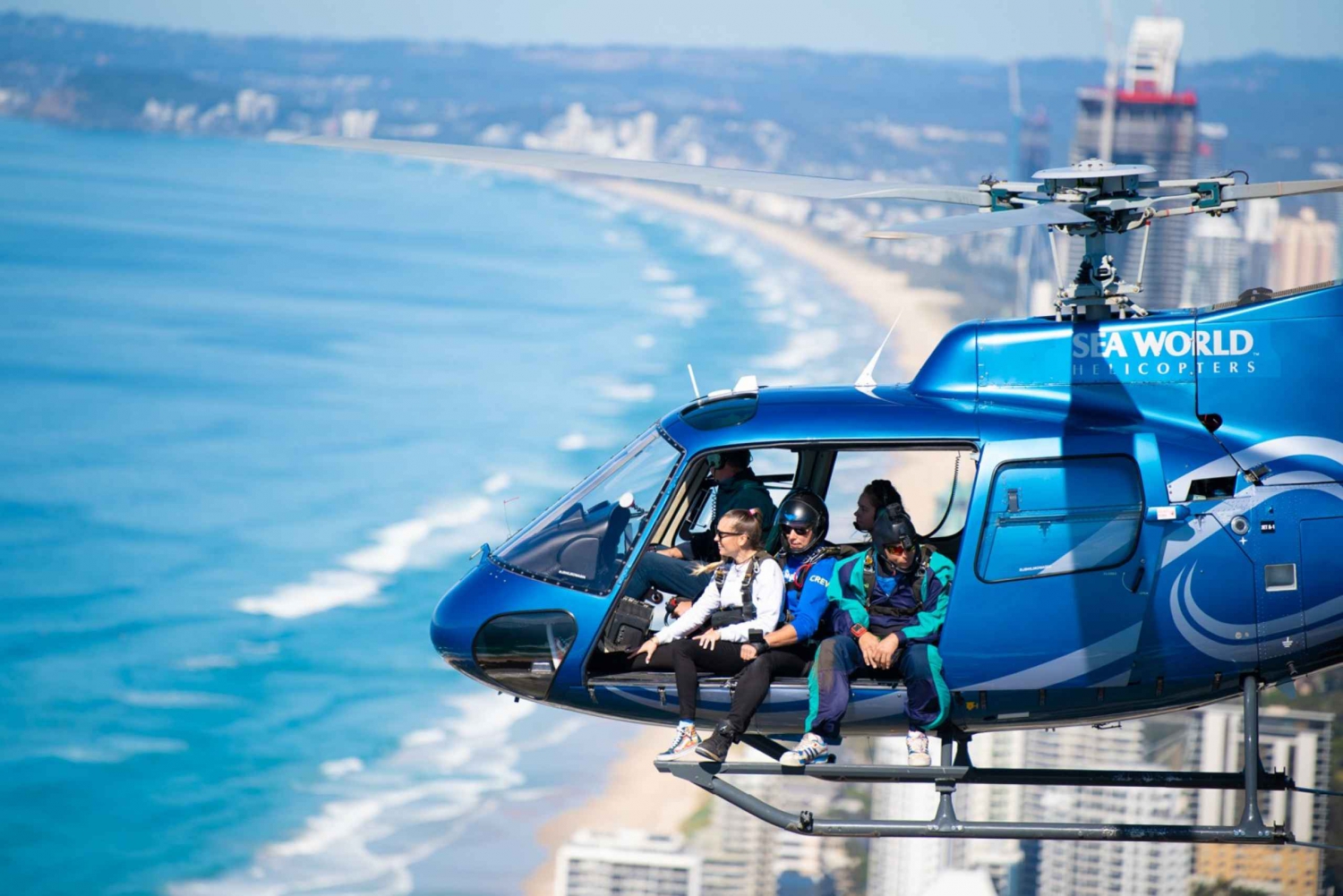 Surfers Paradise: Tandem Skydive in Gold Coast