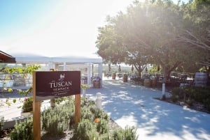 Winery Tour & Proeverij met 3-gangenlunch op Toscaans terras