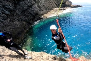 Agaete: Coasteering Gran Canaria. Ferrata Marina y Tirolina
