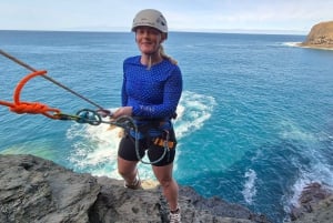 Agaete: Coasteering Gran Canaria. Ferrata Marina y Tirolina