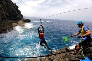 Agaete: Coasteering Gran Canaria. Ferrata Marina y Tirolina