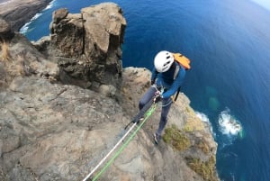 Agaete: Coasteering Gran Canaria. Ferrata Marina y Tirolina