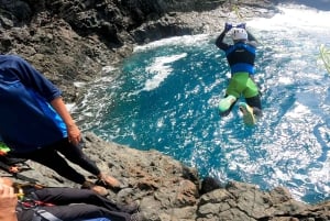 Agaete: Coasteering Gran Canaria. Ferrata Marina y Tirolina