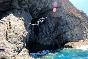 Agaete: Coasteering Gran Canaria. Ferrata Marina y Tirolina