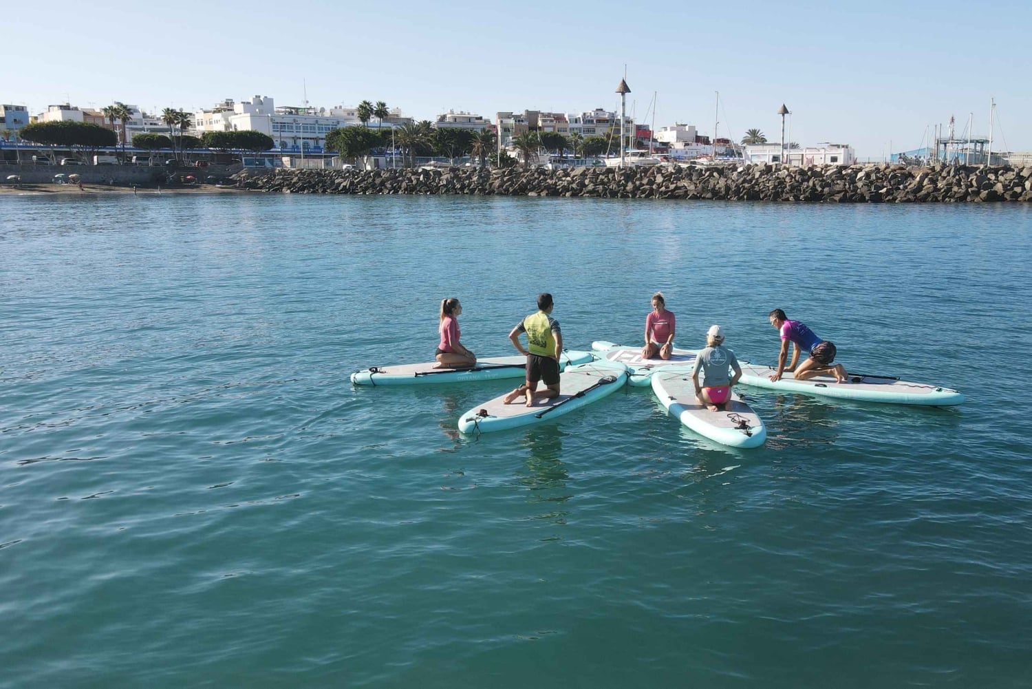 Arguineguín: Stand-up Paddleboard Yoga Class with Instructor