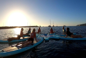 Arguineguín: Stand-up Paddleboard Yoga Class with Instructor