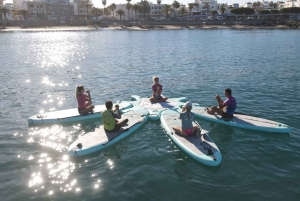 Arguineguín: Stand-up Paddleboard Yoga Class with Instructor