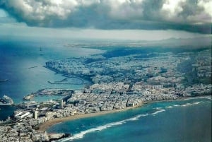 City Treasures Unveiled: 3.5-Hour Las Palmas Cab & Walking