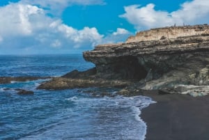 Fuerteventa: Excursión de medio día a las Cuevas Piratas de Ajuy y la Fábrica de Aloe