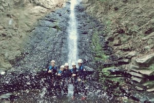 Gran Canaria: Aventura de Barranquismo en la Selva del Corazón Verde