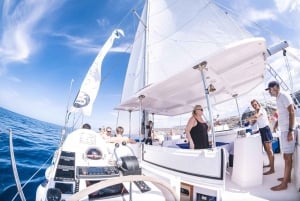Gran Canaria: Tour en Catamarán con almuerzo por playas vírgenes