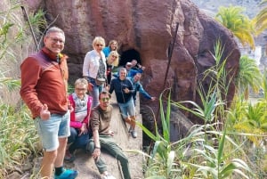Gran Canaria: Barranco Rojo, Cueva, Oasis Excursión de Aventura y Picnic