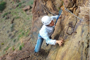 Gran Canaria: escalada de acantilados vía ferrata por Maspalomas