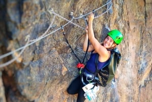 Gran Canaria: Aventura guiada de Vía Ferrata y Tirolina
