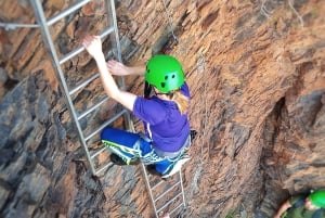 Gran Canaria: Aventura guiada de Vía Ferrata y Tirolina