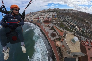 Gran Canaria: Paragliding Flight & Banana Plantation Tour