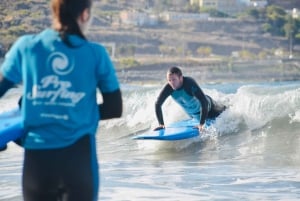 Gran Canaria: Experiencia de surf para chicas en Playa del Inglés