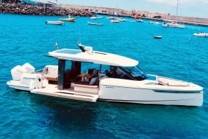 Gran Canaria: Private Luxury Boat Charter with Food & drinks