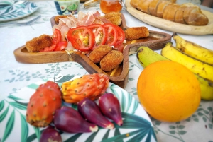 Gran Canaria: Red Gorge, Cave, Oasis Adventure Tour & Picnic