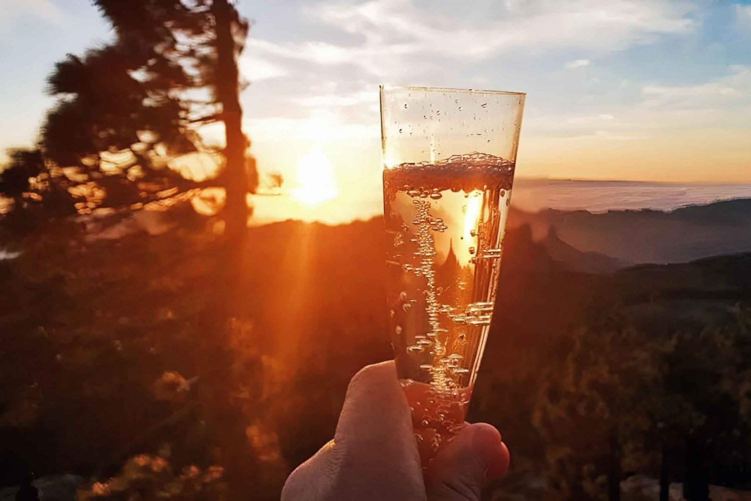 Gran Canaria: Sunset Tour with Champagne & Dinner.