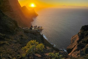 Gran Canaria Sunset & Wild Coast Tour, acantilados, piscinas naturales