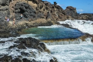 Gran Canaria Sunset & Wild Coast Tour, acantilados, piscinas naturales