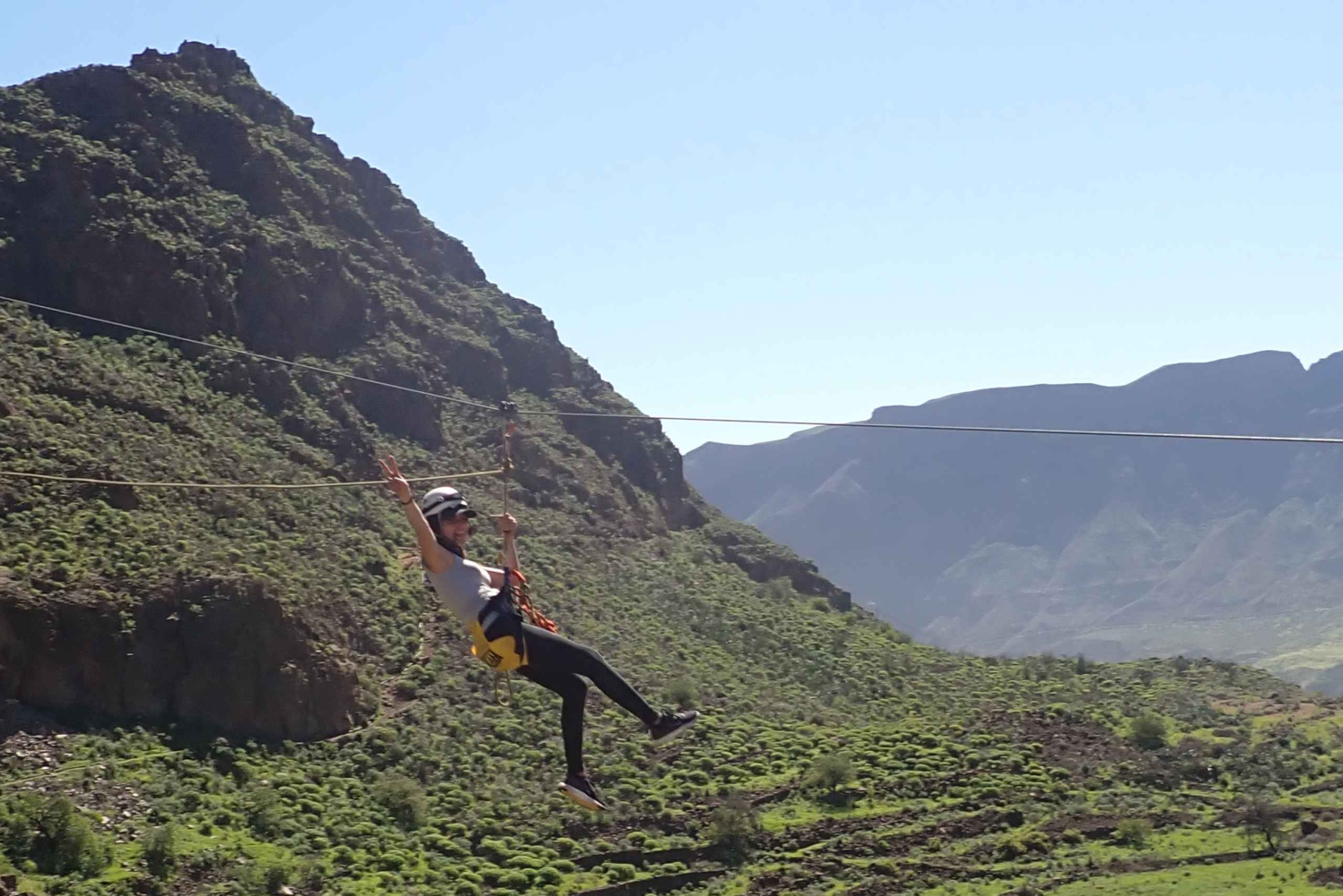 Gran Canaria: Zipline and Mountaineering Tour