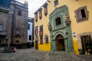 Las Palmas: City Highlights Guided Tour with Pickup